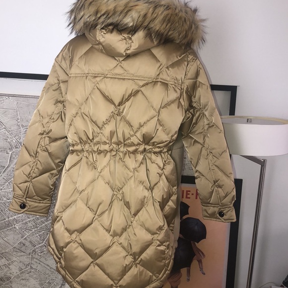 NWOT 
GOLDBERGH Cover Faux Fur Jacket in Desert
Goldbergh
Color:Desert
Size 12 - Picture 12 of 16